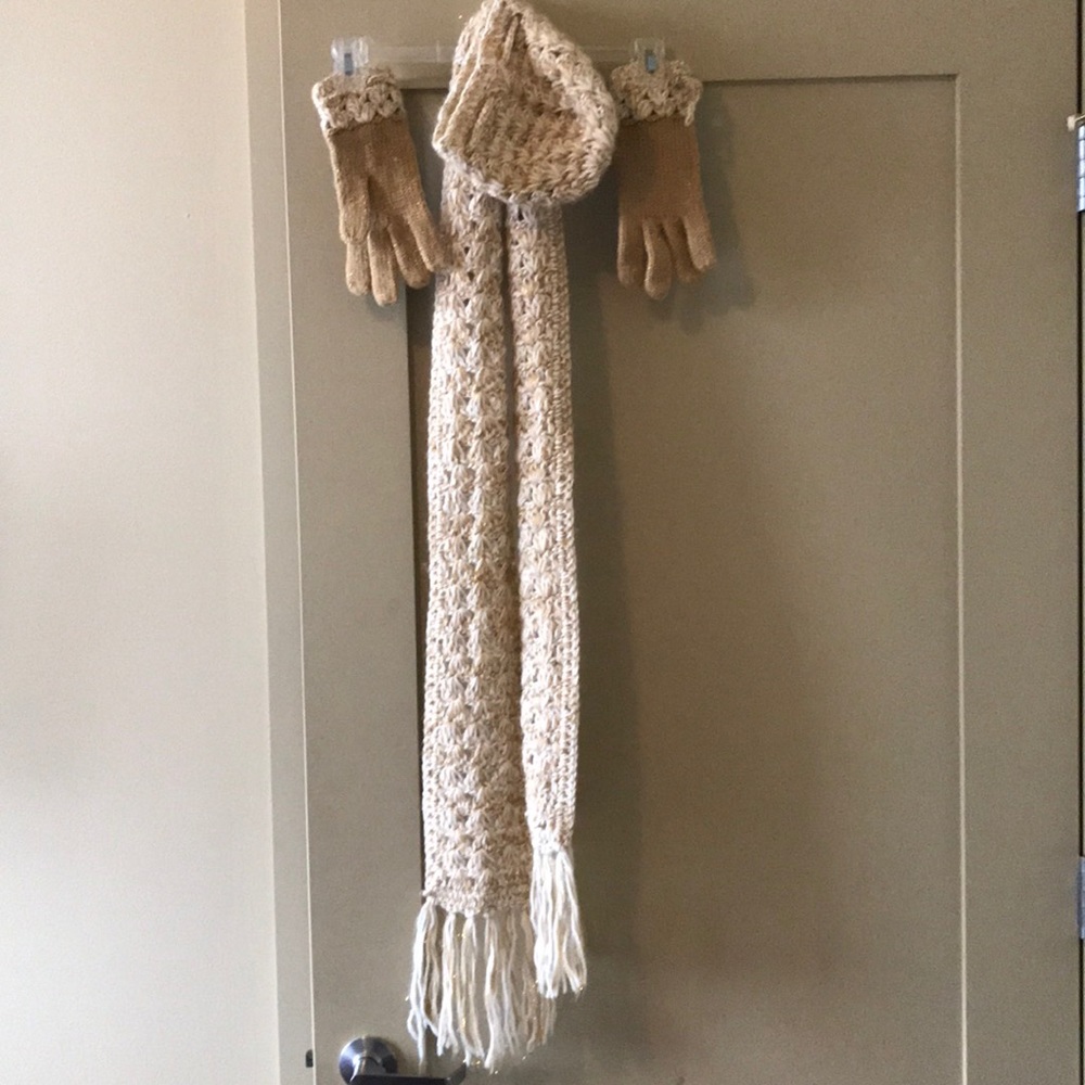 Scarf, gloves, and toboggan set. White and gold